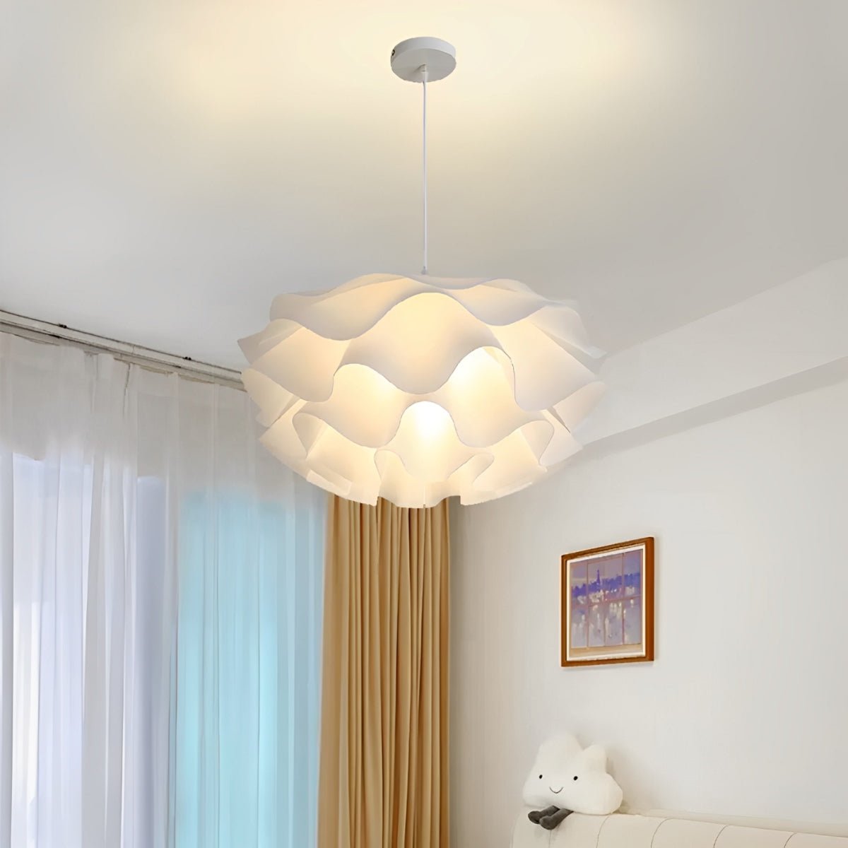 Flower Shaped Three-step Dimming LED White Chandelier Pendant Light