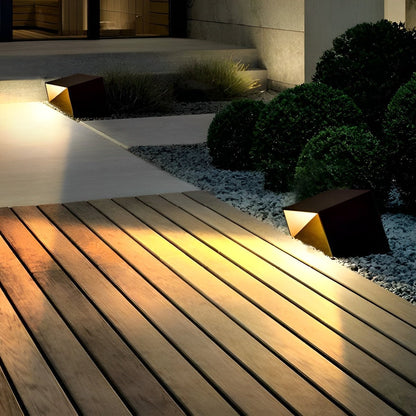 Modern Cube Garden LED Outdoor Post Light