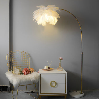 Modern Romantic Style Ostrich Feather Adjustable LED Floor Lamp