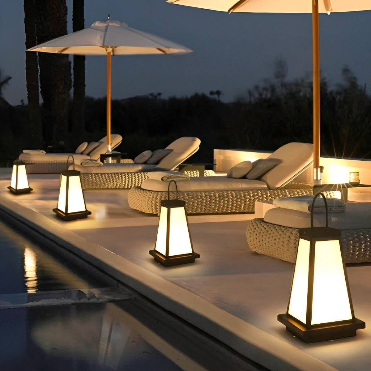 Modern Waterproof LED Outdoor Floor Lamp Lantern
