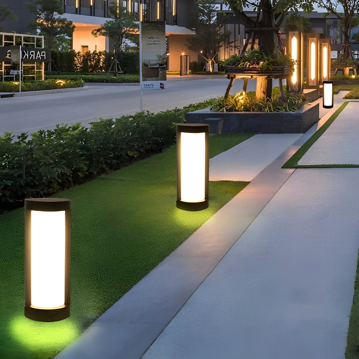 Round Waterproof LED Black Modern Outdoor Pathway Lights