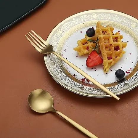 SleekSet cutlery arranged in a rustic dining setup for a stylish contrast