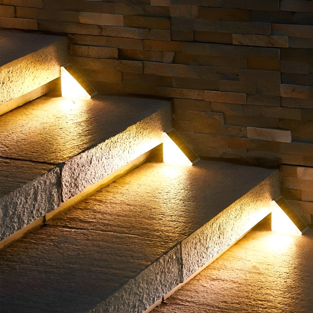 Triangular Intelligent Waterproof LED Solar Outdoor Step Lights Stairs Light