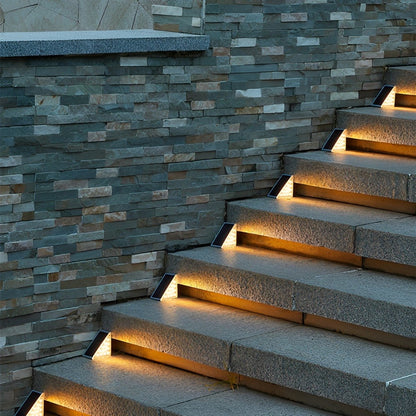 Triangular Intelligent Waterproof LED Solar Outdoor Step Lights Stairs Light