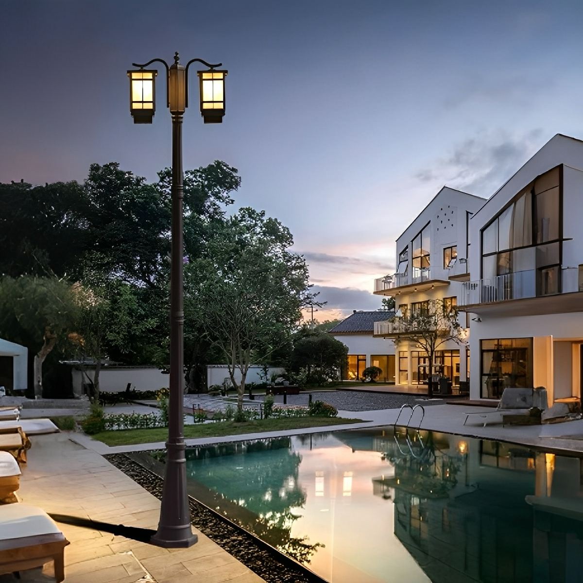 Waterproof Black Modern Outdoor Pole Lights Public Lighting