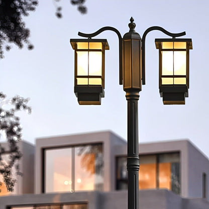 Waterproof Black Modern Outdoor Pole Lights Public Lighting