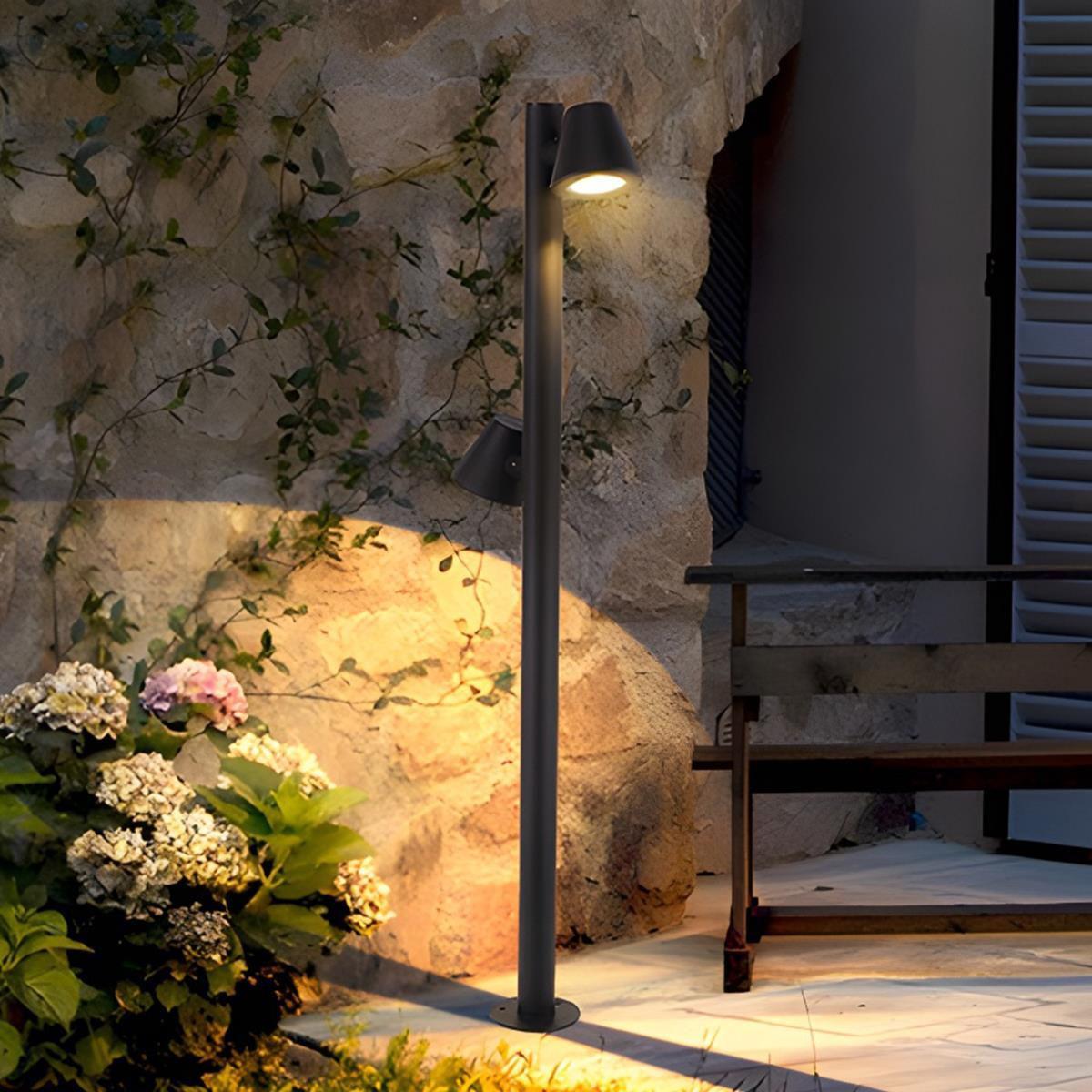 Waterproof Flash Black Modern Column Outdoor Street Pole Lights