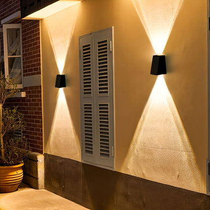 Waterproof Solar Aircraft Outdoor Up and Down Exterior Wall Washer Lights