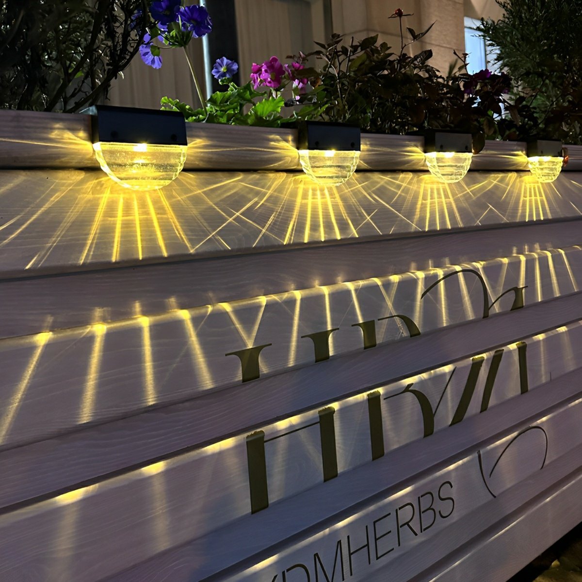 Waterproof Solar Modern Outdoor Fence Wall Lights