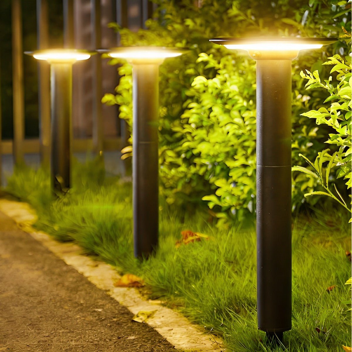 Waterproof Solar Round UFO Shaped LED Path Lights Outdoor Lawn Lights
