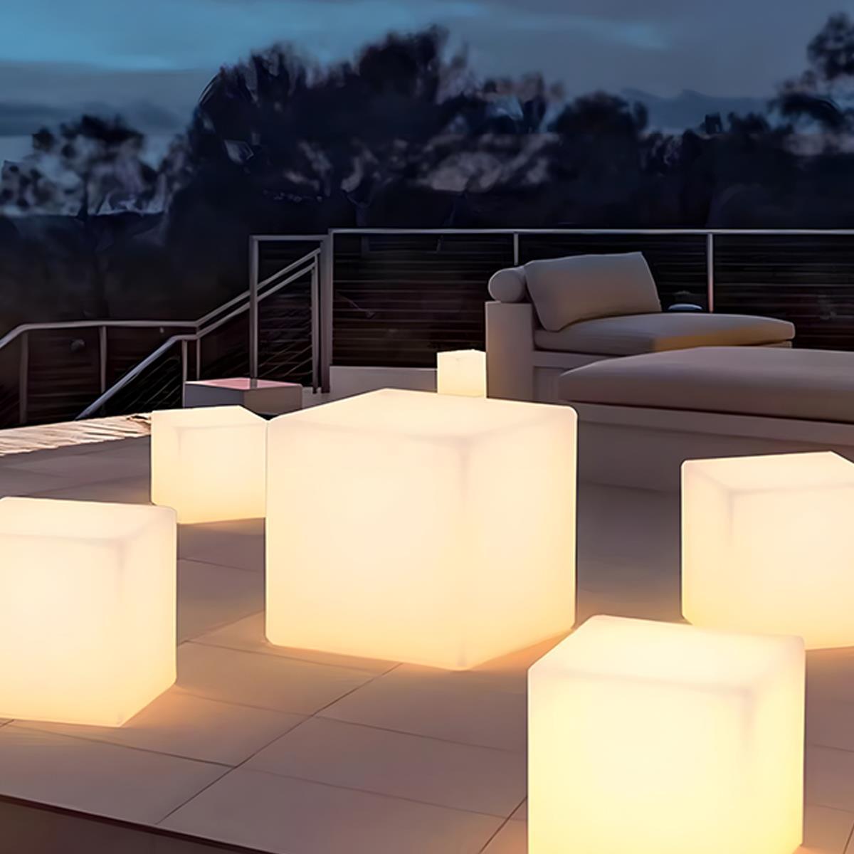 Waterproof Square Cube LED Outdoor Landscape Lighting